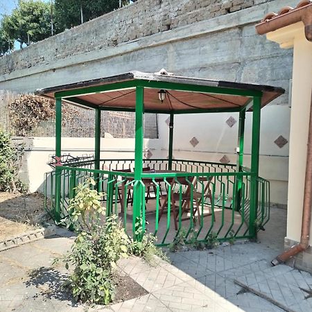 B&B Civitavecchia La Casetta Con Giardino Екстериор снимка