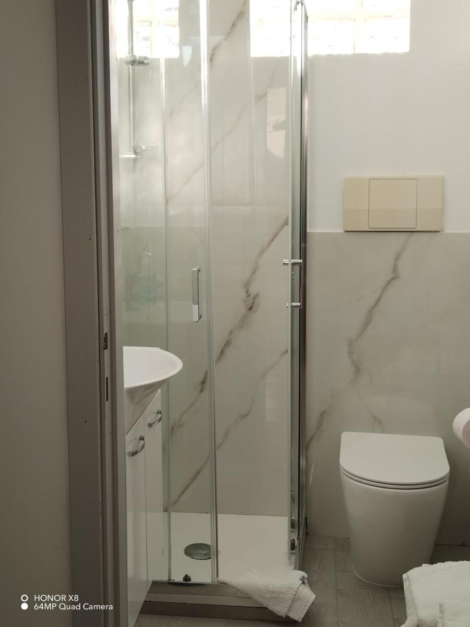 B&B Civitavecchia La Casetta Con Giardino Екстериор снимка
