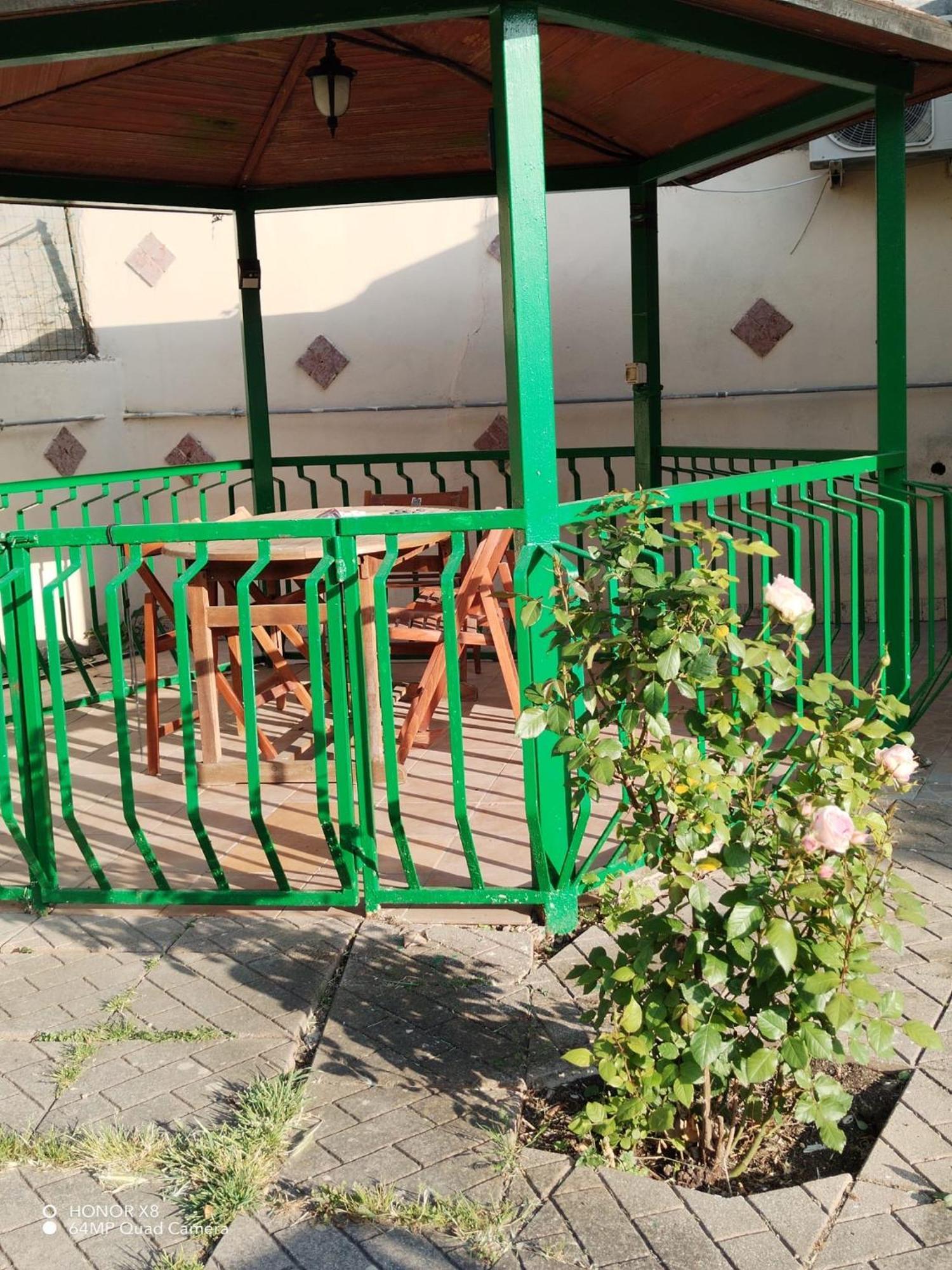 B&B Civitavecchia La Casetta Con Giardino Екстериор снимка